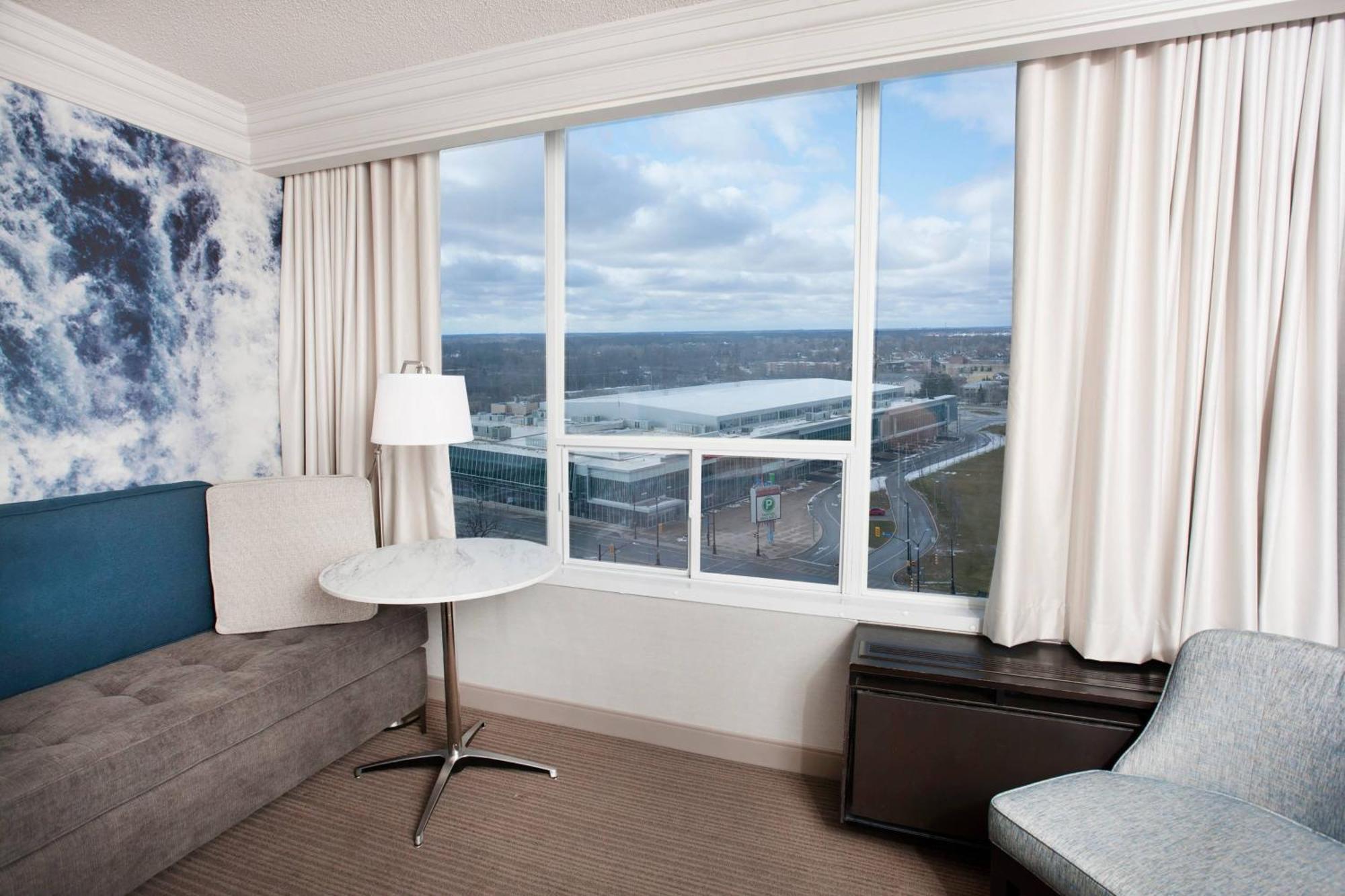 Cityview Guest room 1 King